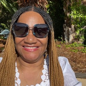 Meet your Posher, Lodine